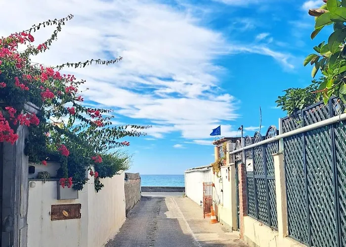 The Shell Сasa de vacaciones Vallecrosia